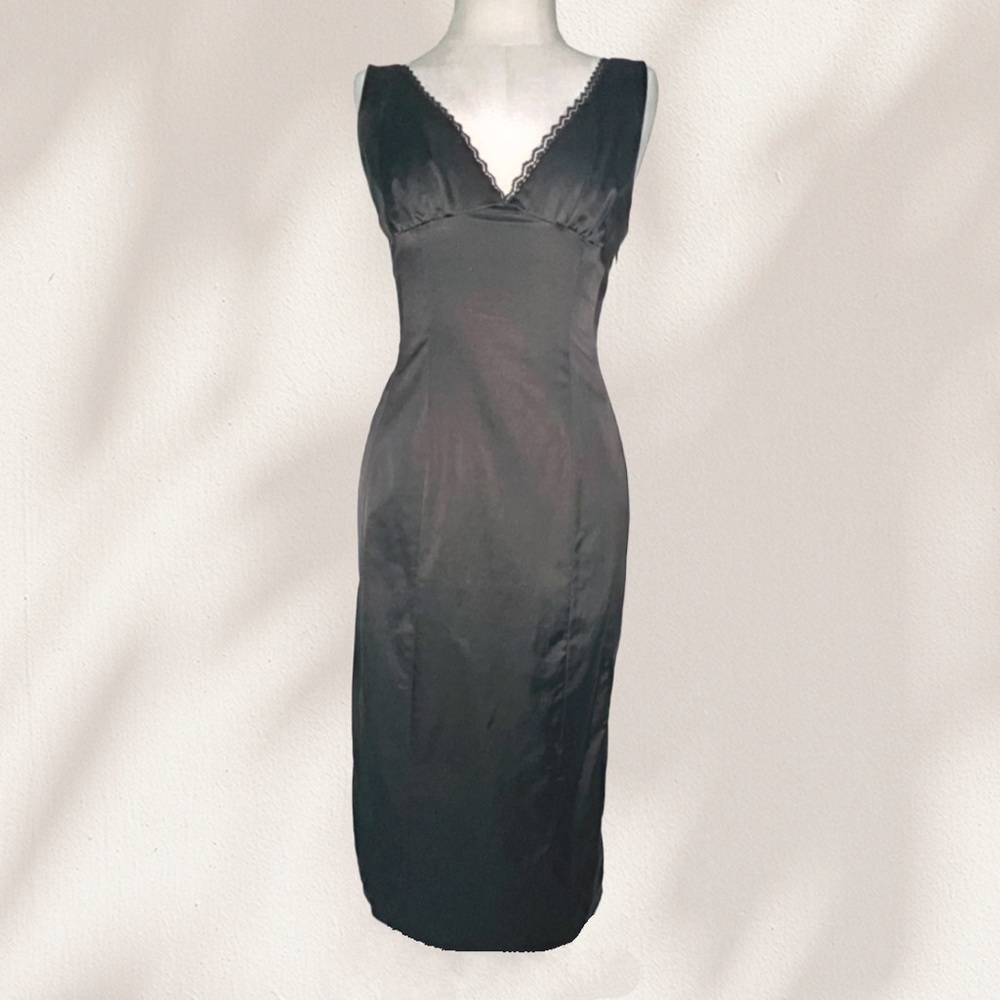[Bebe] - Black Sleeveless Sheath Dress